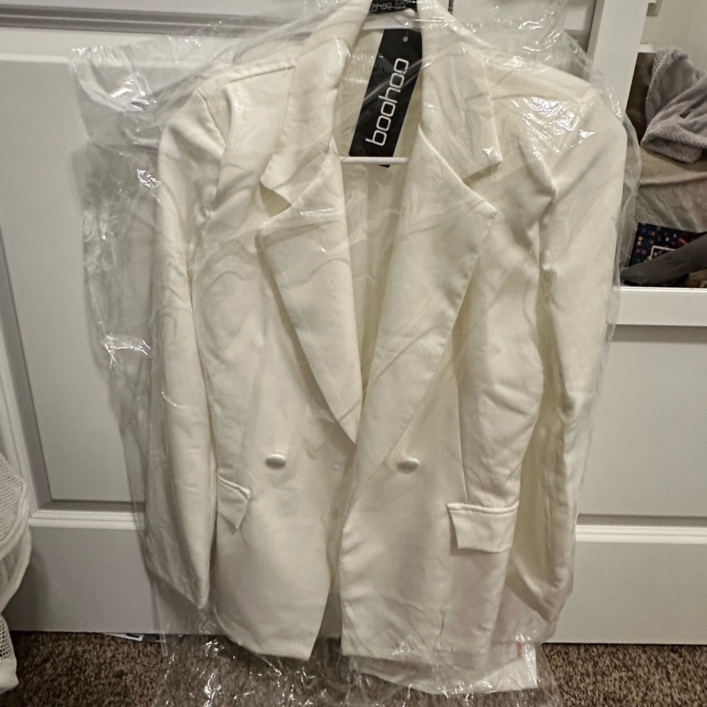 White Boohoo oversized blazer jacket